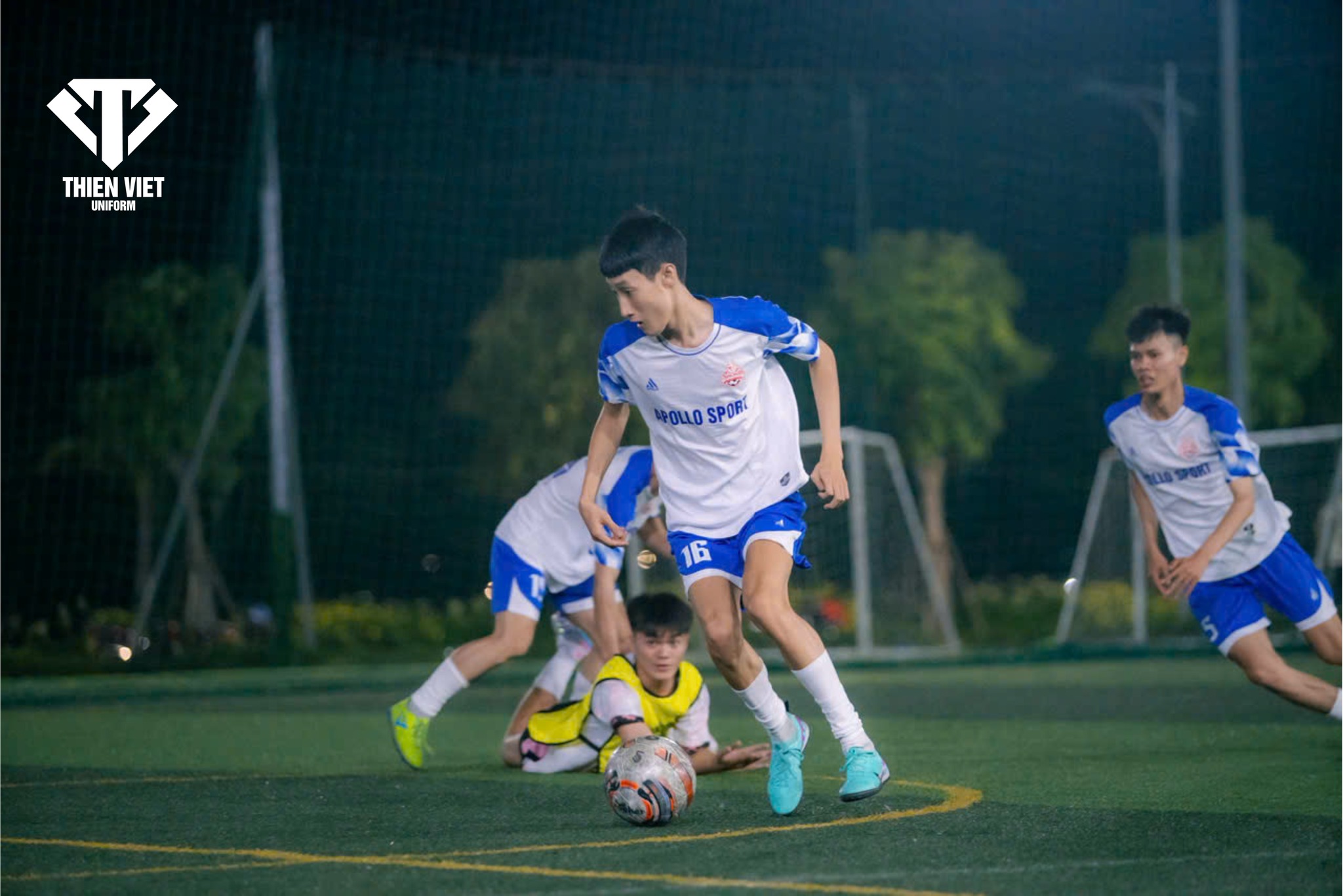 Đặt Đồng Phục Thể Thao Cho Đội Nhóm Ở Đâu Uy Tín?