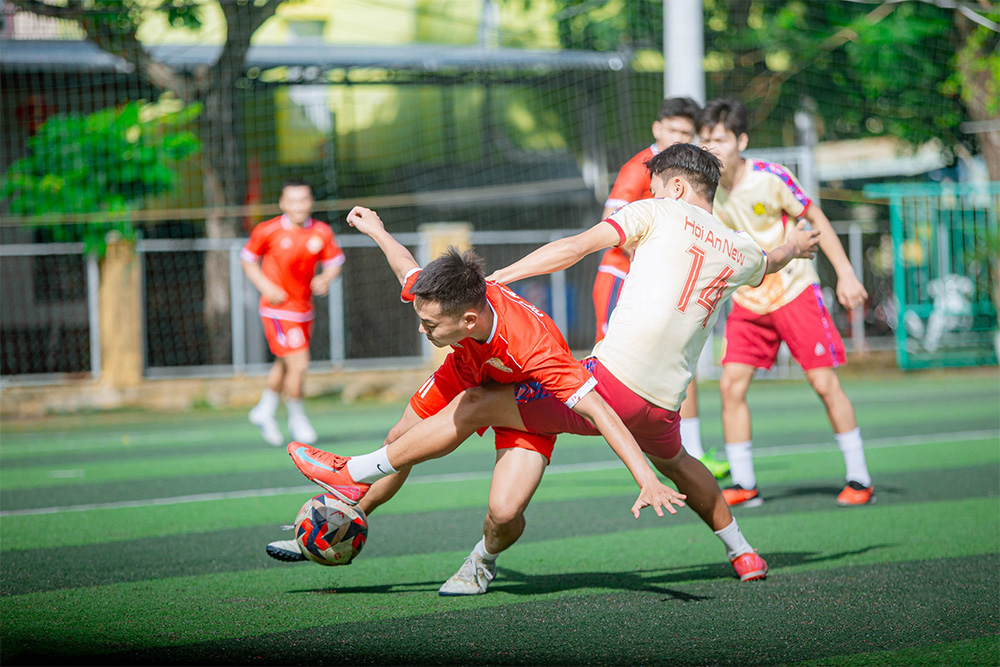 Xưởng May Áo Bóng Đá Thiết Kế Theo Yêu Cầu Uy Tín