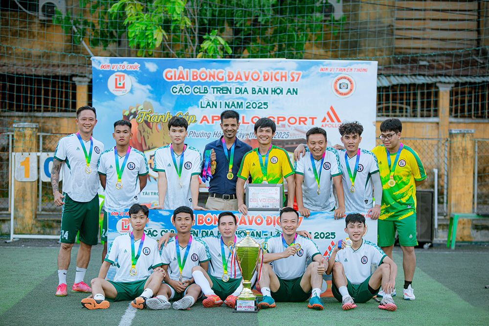 Áo Bóng Đá Thiết Kế Theo Yêu Cầu Cho Đội Nhóm, Công Ty